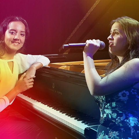 Photo of Tani and Maria