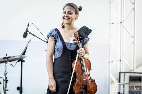 Nehir Akansu M.M. ’18